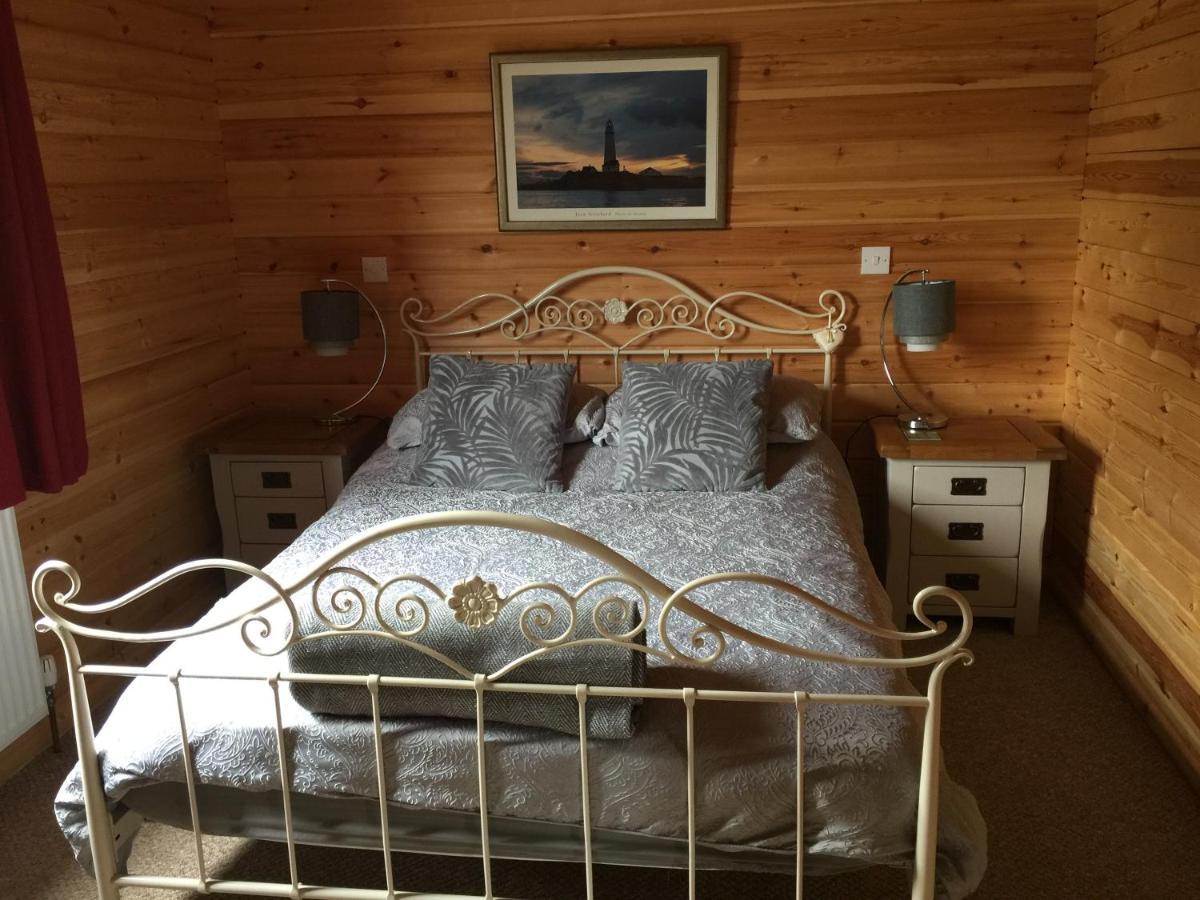 Redwood Lodge ลุดโลว์ ภายนอก รูปภาพ